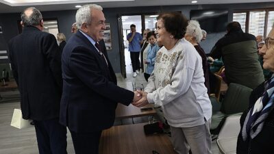 Nilüfer’de huzurevi sakinlerinden yeni yıla keyifli karşılama