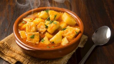 Sulu Patates Yemeği