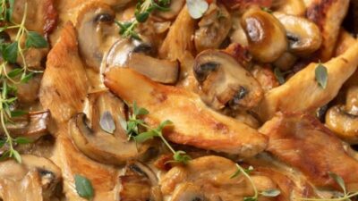 Tavuk Stroganoff