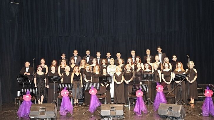 Türk Sanat Müziği Korosu’ndan harika konser