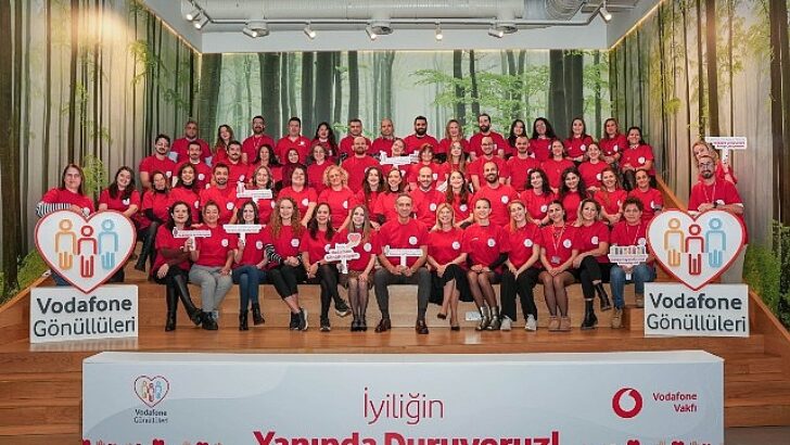 Vodafone Gönüllüleri Düzgünlüğün Yanında Duruyor