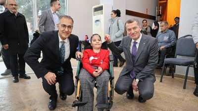 Zeytinburnu Belediyesi AKDEM ve Biruni Üniversitesi’nden Manileri Kaldırmak İçin İş Birliği