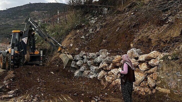 Alanya yollarında kış bakımı sürüyor