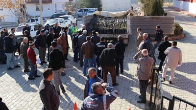 Antalya Büyükşehir Belediyesi kar marjı yüksek su gereksinimi düşük eserleri çiftçiyle buluşturuyor
