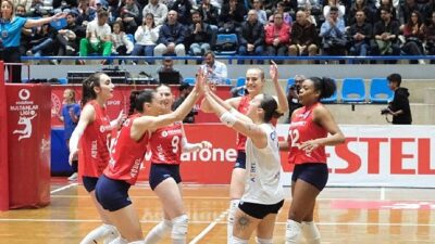 Aydın Büyükşehir Belediyespor Bayan Voleybol Ekibi, Beşiktaş’ı büyük bir farkla yenerek çıkışını sürdürdü:3-0