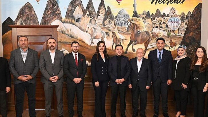 Başkan Arı, Hak-İş Genel Başkanı Mahmut Arslan’ı Ağırladı