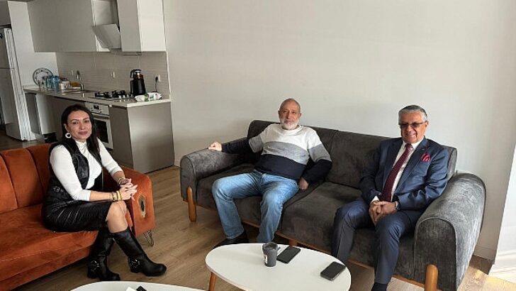 Başkan Topaloğlu’ndan gazetecilere tebrik ziyareti