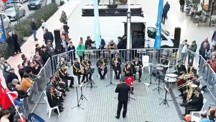 Büyükşehir Bando Ekibi’nden “Efsane” konser