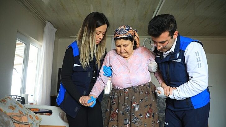 Büyükşehir’in Fizyoterapistleri ile Hastalar Tekrar ‘Hissediyor’