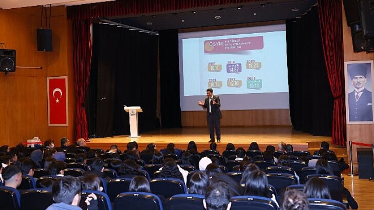Çankaya Belediyesi’nden Öğrencilere İmtihanda Muvaffakiyet Formülü