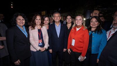 CHP Lideri Özel’den örgüte iktidar bildirisi “İzmir’de yükselen bir kenetlenme ivmesi var”