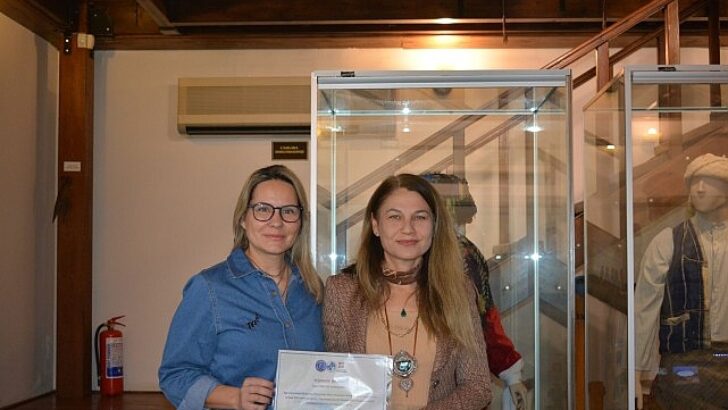 EÜ Etnografya Müzesinde parşömenin tarihi ve kullanım alanları anlatıldı