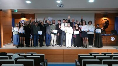 EÜ’de “Akran Mentörlüğü Sertifika Programı” mezunlarını verdi