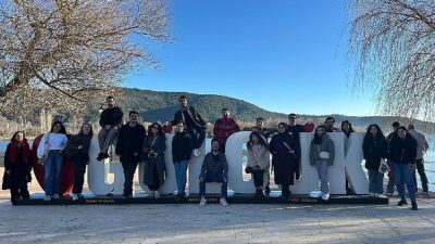 Gençler İzmir’i keşfediyor