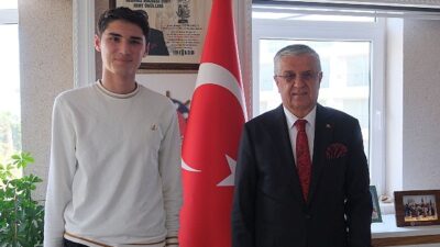 Gençlik Meclisi Başkanı Erdal’dan Başkan Topaloğlu’na ziyaret