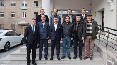 Gülşehirli Muhtarlardan Lider Arı’ya Ziyaret
