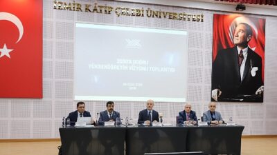 İKÇÜ’de “2030’a Hakikat Türk Yükseköğretim Vizyonu”