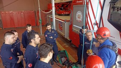 İtfaiye erleri kendilerini geliştiriyor
