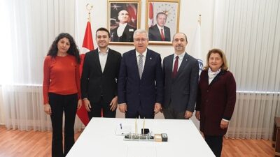 Karadut ve adaçayının, hastane kaynaklı enfeksiyona neden olan bakterilerin tedavisine tesiri araştırılacak