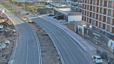 Kardeş Kentler Caddesi trafiğe tekrar açıldı