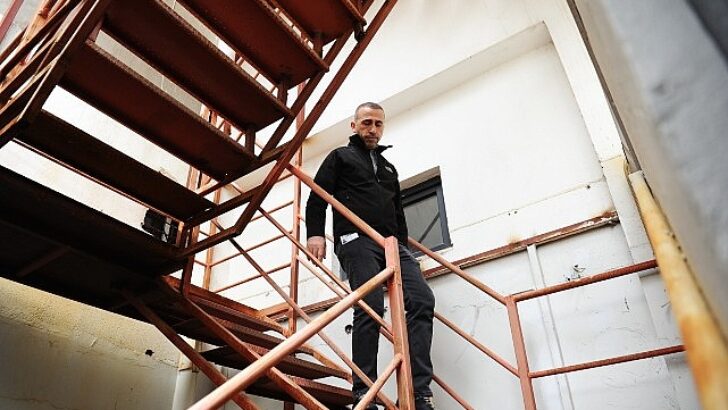 Karşıyaka’da 8 konaklama tesisine ruhsat iptali