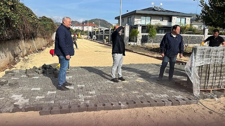 Kemer’de yol ve kaldırım çalışması