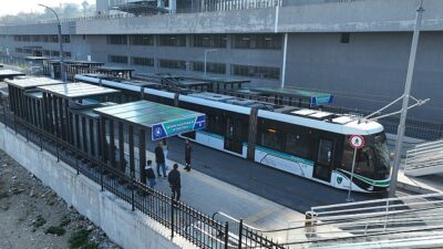 Kocaeli’de ulaşım filosu büyüyor, hizmet ağı güçleniyor; 2024, raylı sistemlerde altın yıl oldu