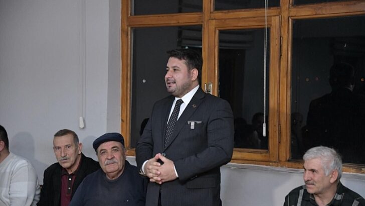Laf Değil Tahlil Üretiyoruz