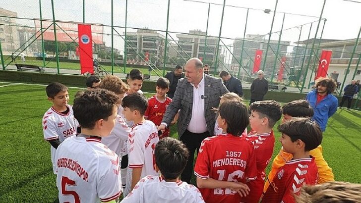 Lider Çiçek Kelamını Tuttu