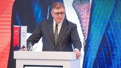 Lider Dr. Cemil Tugay: Umudumuz gençler
