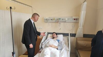Lider Sezer’den Hastanedeki Hemşehrilerine Ziyaret