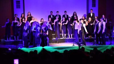 Manisa Büyükşehir Belediyesi Çok Sesli Korosu’ndan Harika Konser
