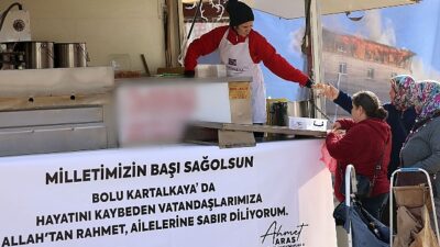 Muğla Büyükşehir Yangında Hayatını Kaybedenler İçin Lokma Dağıttı