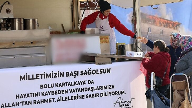 Muğla Büyükşehir Yangında Hayatını Kaybedenler İçin Lokma Dağıttı