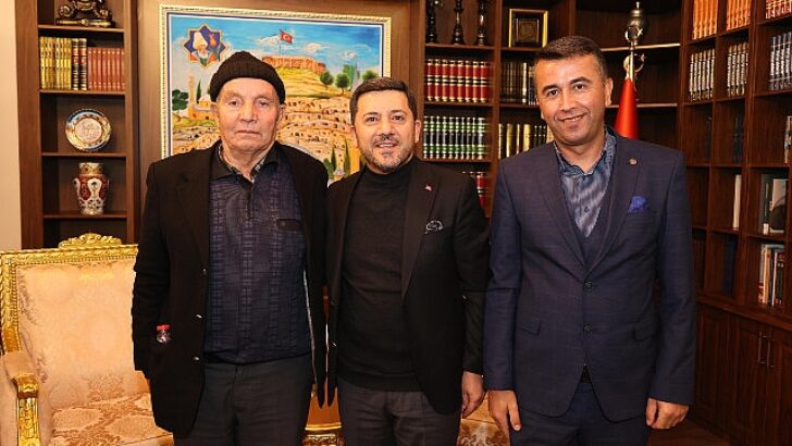 Nevşehir Belediye Başkanı Rasim Arı’ya Sevgi Seli