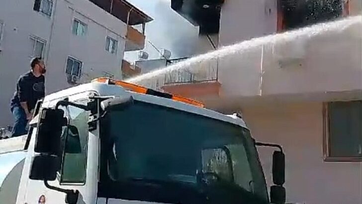 Parkta rutin sulama yangın söndürme operasyonuna dönüştü