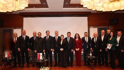 Şadi Özdemir: Kentsel dönüşümde belediyeler sürecin merkezinde olmalı