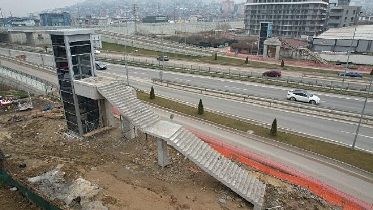 Solaklar Üst Geçidi’nin yüzde 75’i tamam