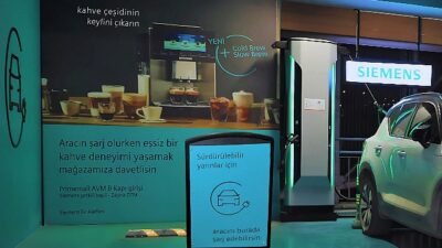 Sürdürülebilirliğe katkı sunan elektrikli araç şarj istasyonu, İskenderun Siemens mağazasında hizmet vermeye başladı