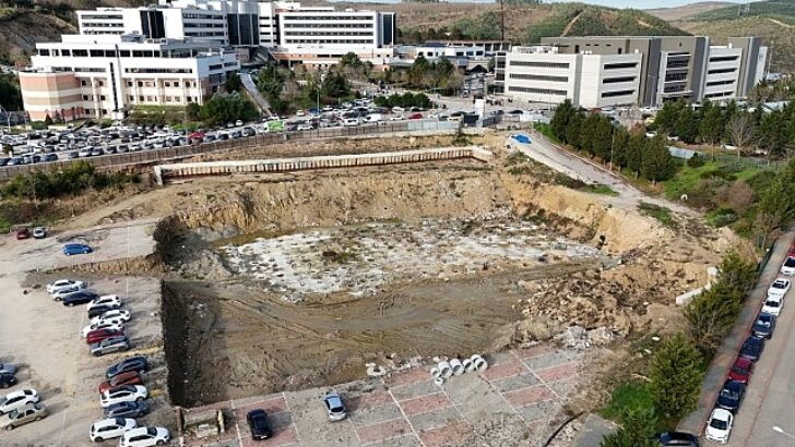 Umuttepe Otopark ve Cami projesini bırakan firmaya ceza