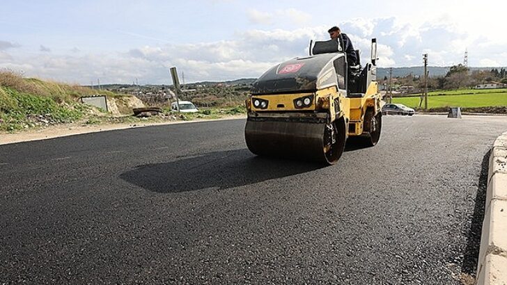 Urla’da Yol Yenileme Çalışmaları Başladı