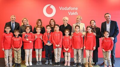 Vodafone Vakfı Danışma Kurulu Üyeleri Geleceğin Yapay Zekâ Yıldızlarıyla Buluştu