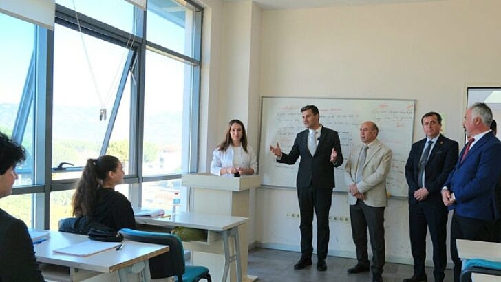 Zeyrek, “2024’te 7 bin 500 öğrencimizi lise ve üniversiteye hazırladık”