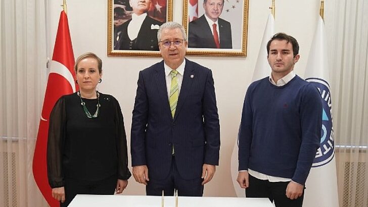 Zonklayan Yıldızlar kainatın tarihine ışık tutuyor