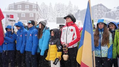 42. Milletlerarası Uludağ FIS Çocuk Kupası başladı