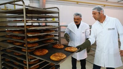 Antalya Büyükşehir Halk Ekmek Büfeleri’nde Ramazan pidesi 15 TL