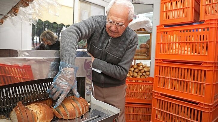 Antalyalılar ‘Halk Ekmek’i çok sevdi