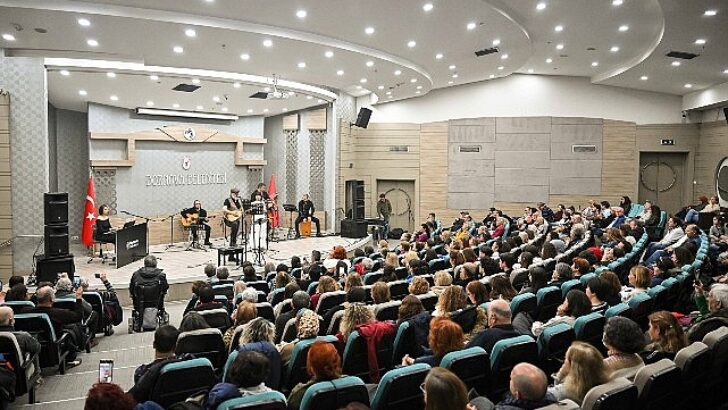 Barış Manço ve Cem Karaca müzikleriyle anıldı