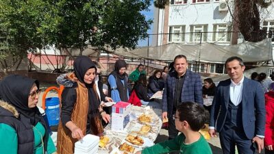 Başkan Yardımcısı Semih Top kermese katıldı