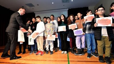 Bornova’da genç kaşifler sertifikalarını aldı